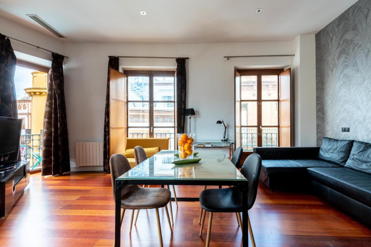 Cathedral Apartment, Upper Floor Apartment Sevilla Dış mekan fotoğraf