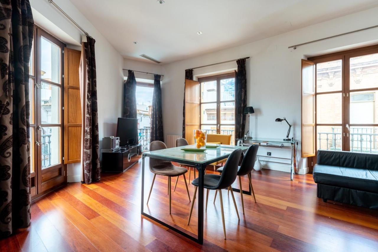 Cathedral Apartment, Upper Floor Apartment Sevilla Dış mekan fotoğraf