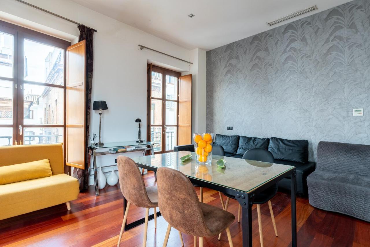Cathedral Apartment, Upper Floor Apartment Sevilla Dış mekan fotoğraf