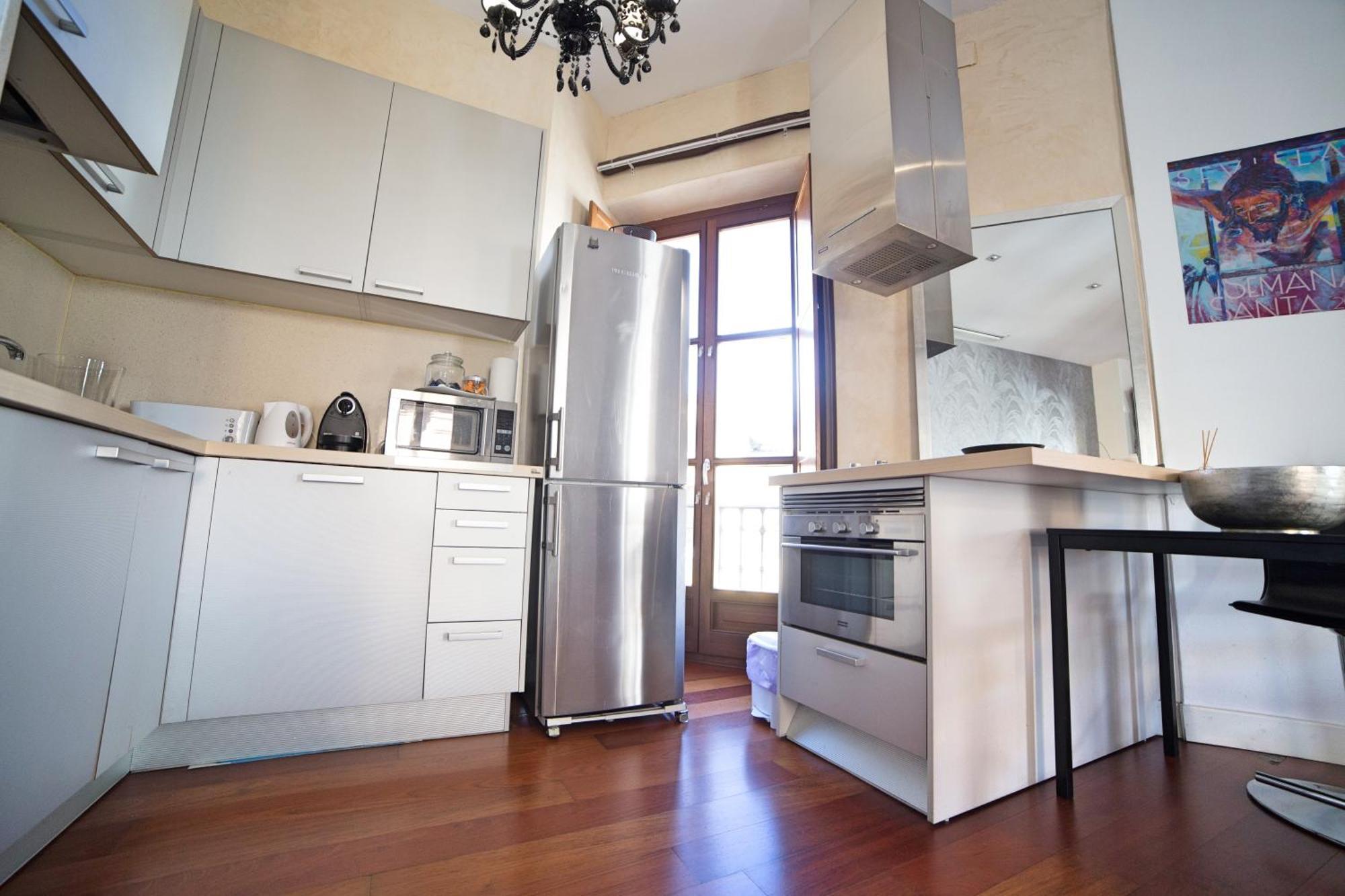 Cathedral Apartment, Upper Floor Apartment Sevilla Oda fotoğraf